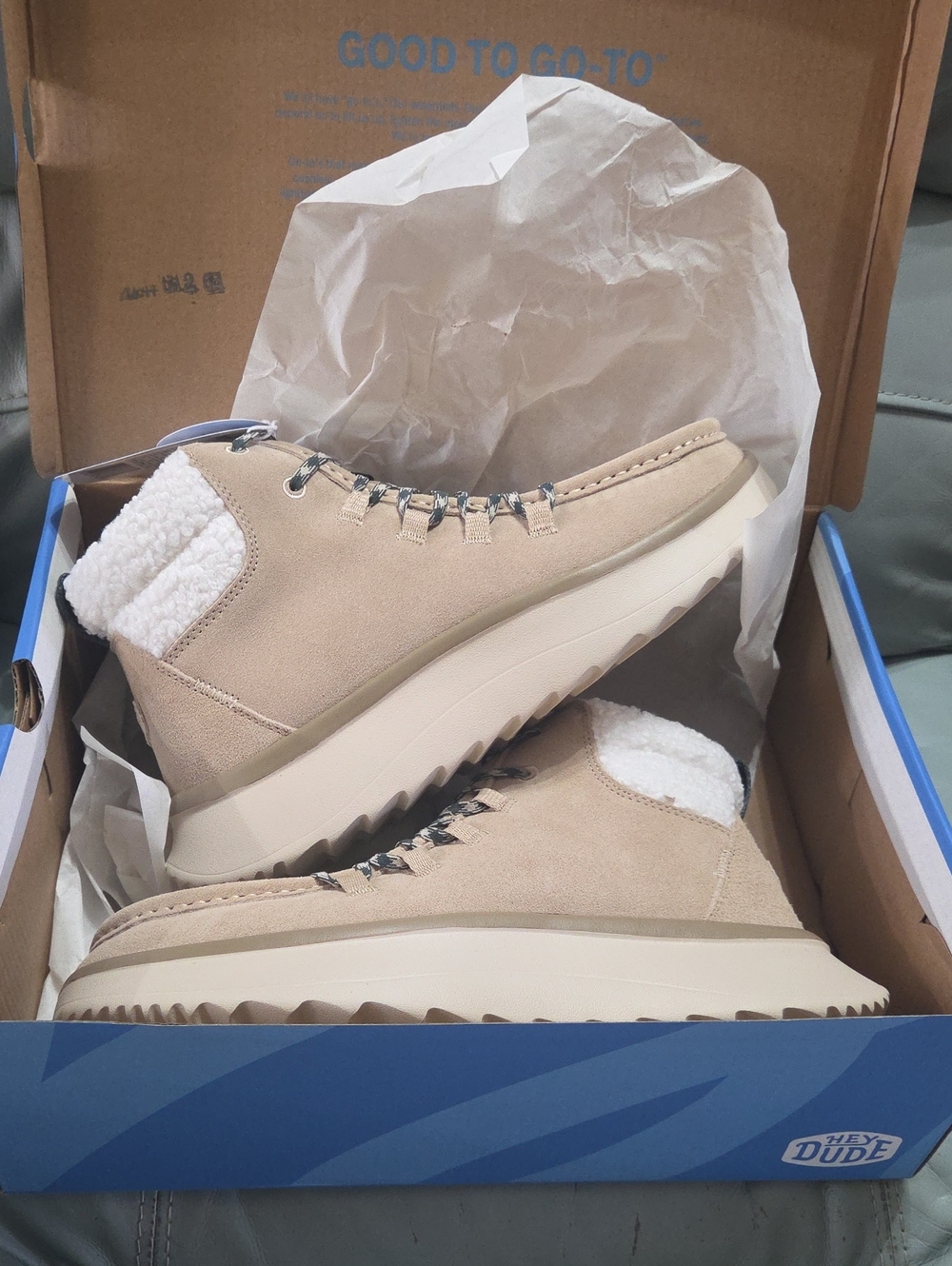 Hey Dude Women's Beige Suede Winter Boots with Sherpa Lining 11M